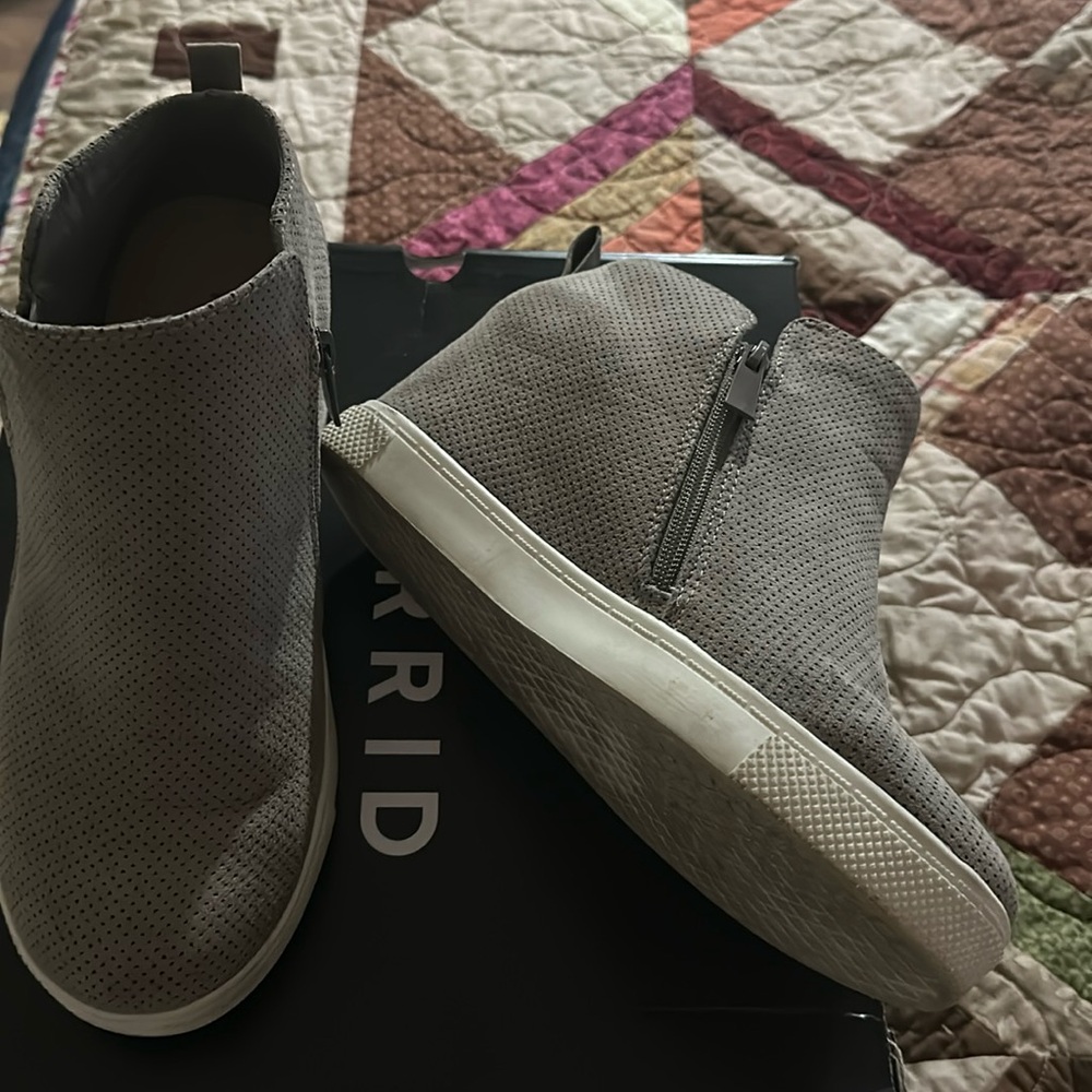 Grey Torrid Wedge Sneaker 8.5 ww